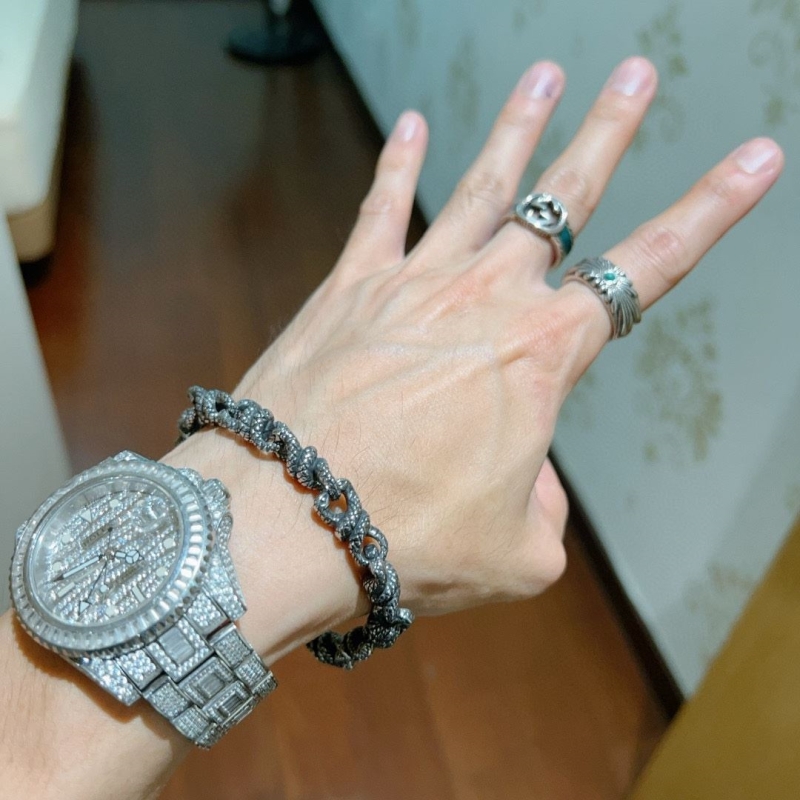 Ba1en*iaga bracelets